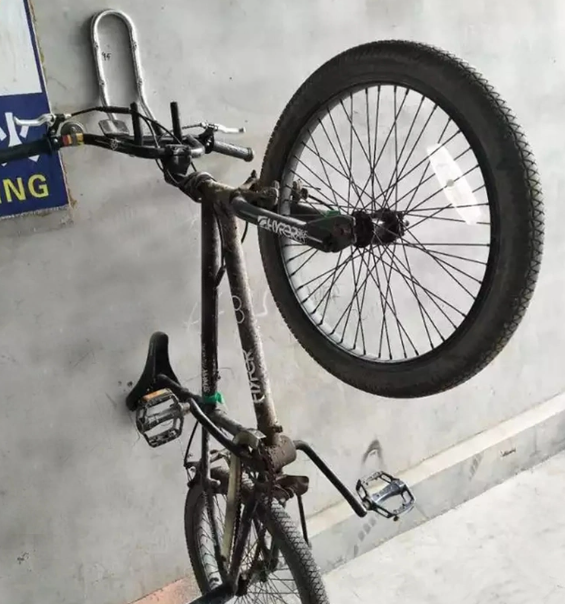 Bicycle Rack Hanger Bike Hook Storage Bike Holder Wall Mounted Garage Hook