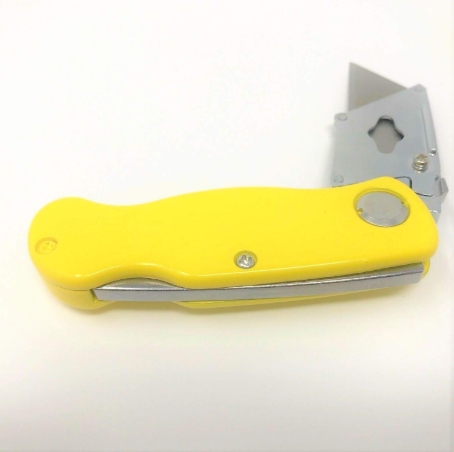 High Quality Stainless Steel Folding Pocket Wood Handle Knife