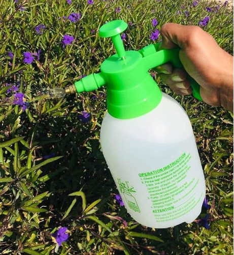 Gardening Watering Pot Sprinkling Kettle Spray Bottle Plastic Watering Cans