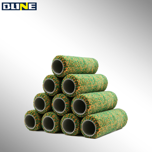 Yellow-green mixed color paint roller